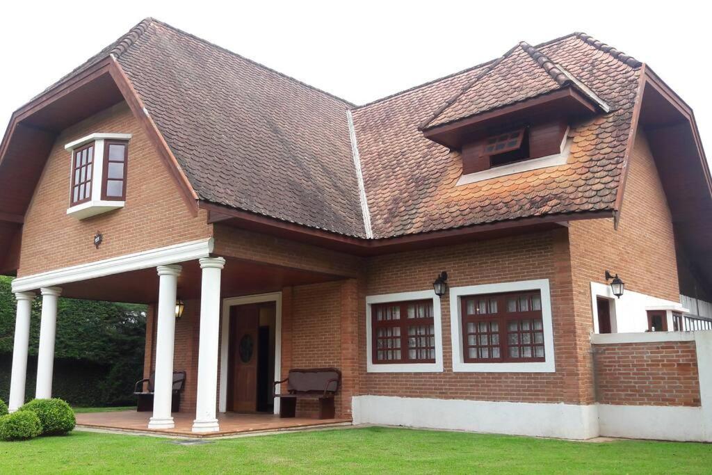 Casa E Vista Privilegiadas No Alto Do Capivari Campos do Jordão Exterior foto